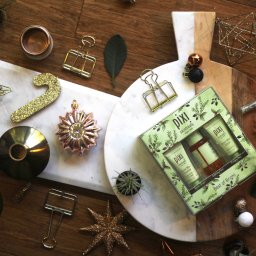Pixi Glow Kit: 12 Days of Christmas Gifting